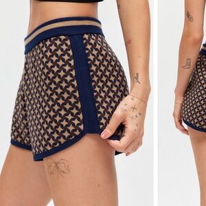 The Upside Interstella Pierre Jacquard Short
UO tan and navy